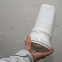 <p data-block-key="0q46x">Venttiilin yhteydessä oleva Filtrete suodatin poistaa pienet näkymättömätkin epäpuhtaudet tehokkaasti suodattimessa olevan pienen sähköisen varauksen ansiosta.</p>