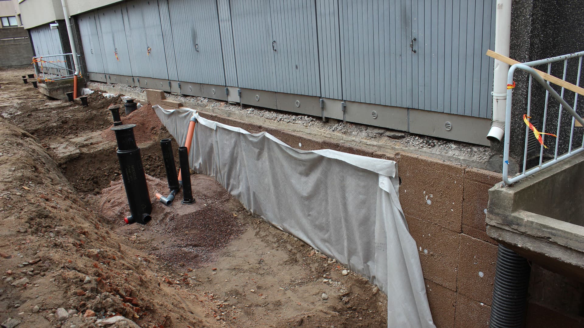 Salaojitus ja lämmöneristys yhdellä tuotteella