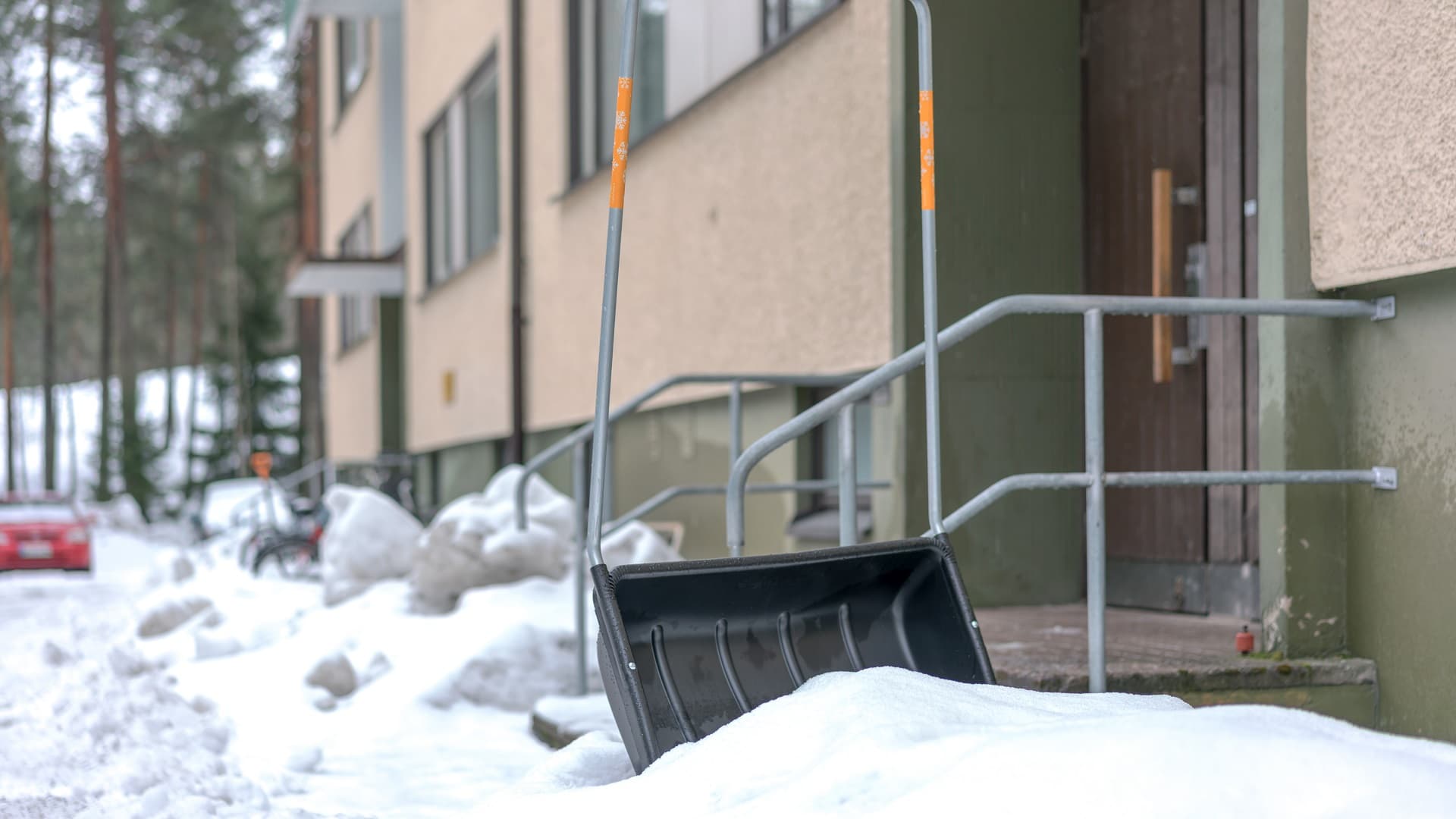Minne taloyhtiön lumet voidaan kolata?
