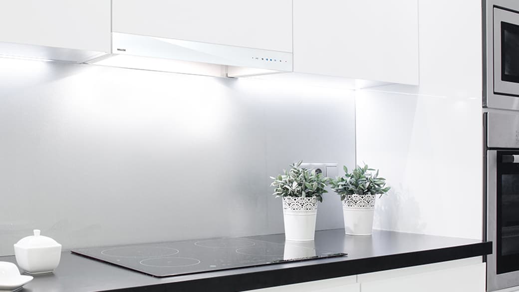 Näin valitset oikeanlaisen liesikuvun keittiöremontissa