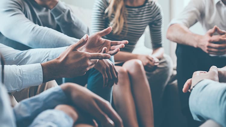 Voiko taloyhtiön hallitus jatkaa ilman puheenjohtajaa, jos sopivaa ei löydy?