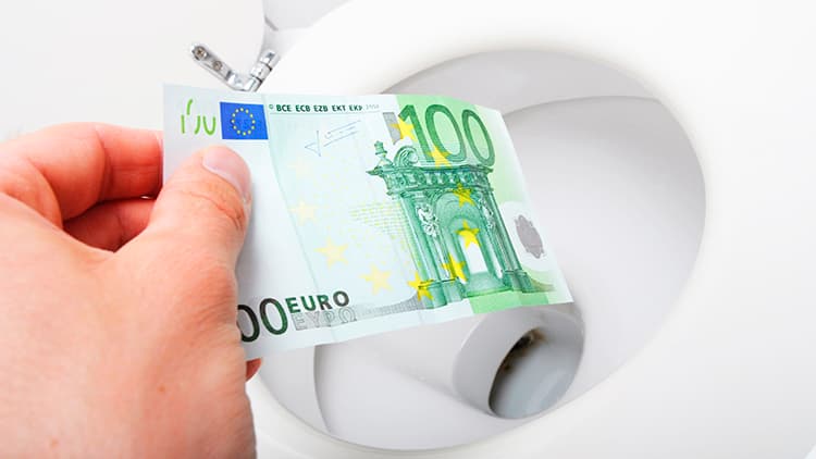 Joutuuko taloyhtiön uusi hallitus korvausvastuuseen vitkastelusta?