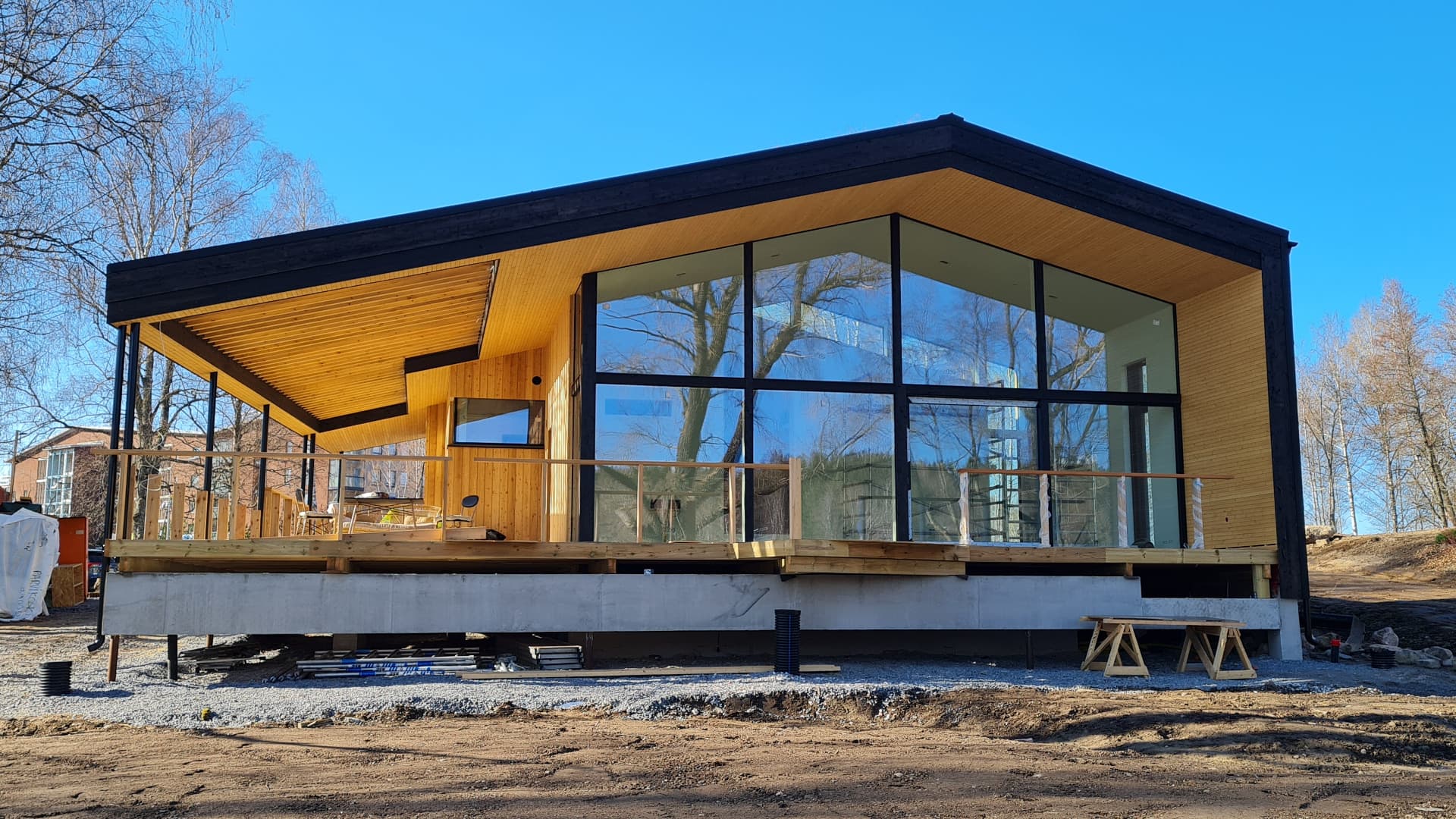 Painovoimainen ilmanvaihto päihitti koneellisen - Villa Hopeapuussa tavoitteena terve sisäilma