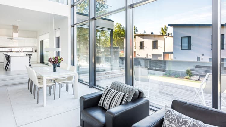 Rakennuttajakonsultti pitää rakennushankkeen hanskassa