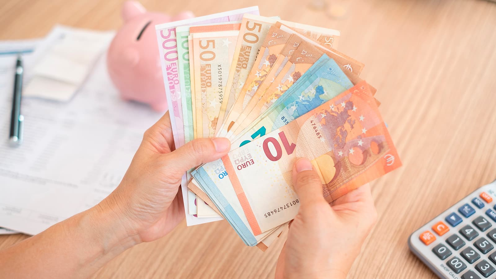 Voiko hankintamenon palautuksen saaja hakea myös kotitalousvähennystä?