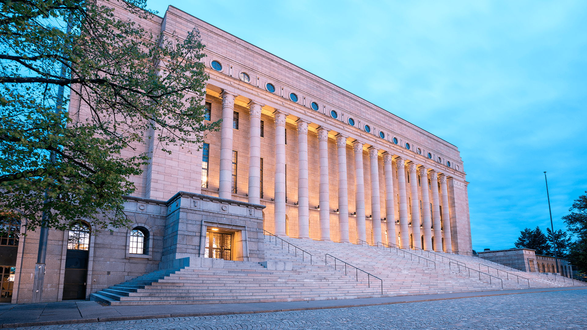 <p data-block-key="qdg9y">Asunto-osakeyhtiölaku uudistuu ja on lausuntokierroksella. (Kuva Adobe Stock)</p>